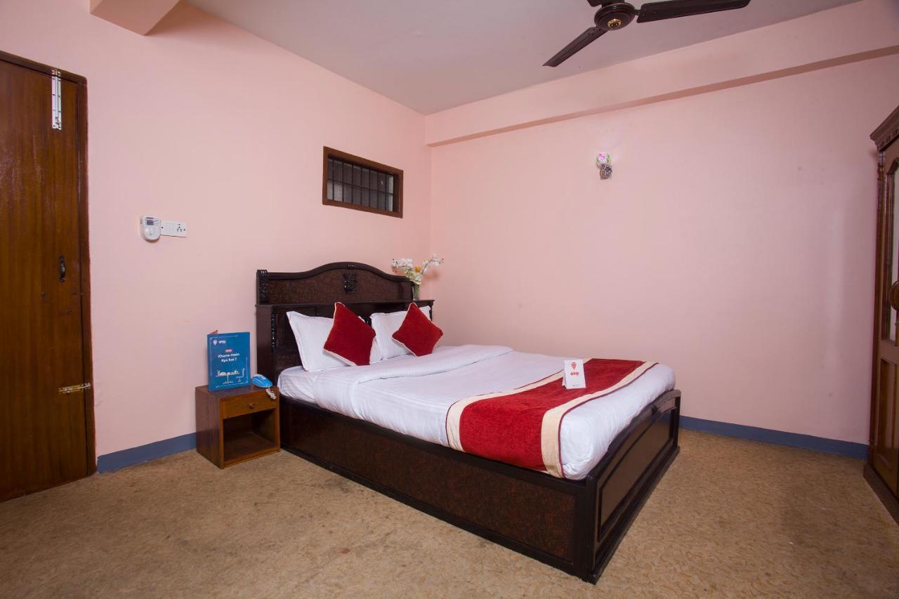 Oyo 149 Kalpa Brikshya Hotel Катманду Экстерьер фото