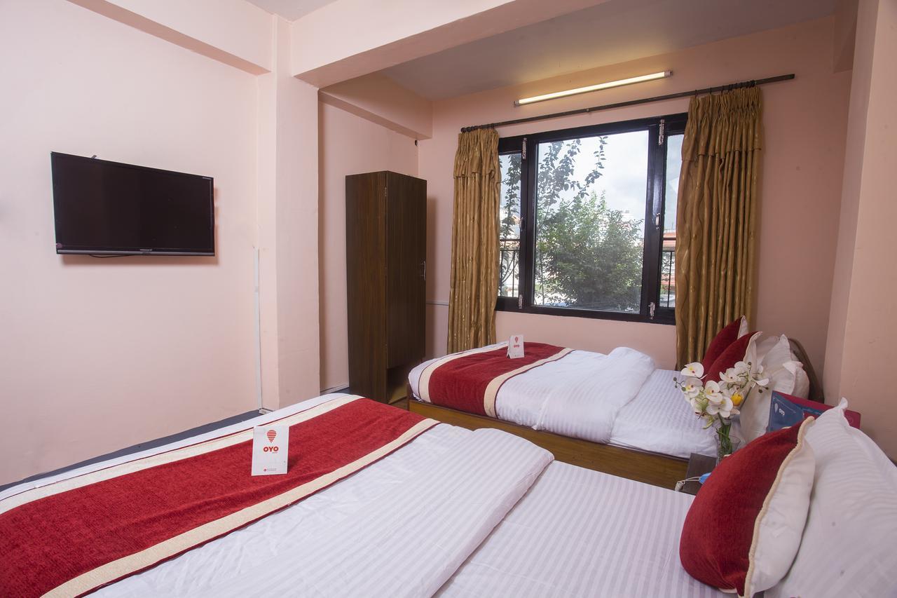 Oyo 149 Kalpa Brikshya Hotel Катманду Экстерьер фото