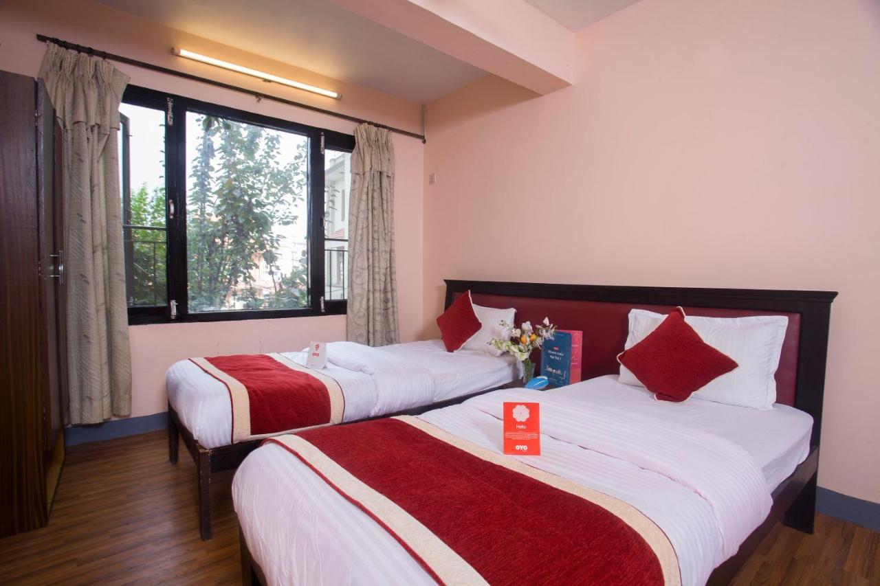 Oyo 149 Kalpa Brikshya Hotel Катманду Экстерьер фото
